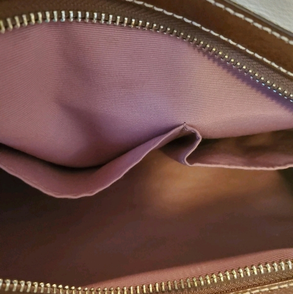 Coach White and Brown Leather Shoulder Bag with Two-Tone Design NEW, REDUCED! - Picture 7 of 10